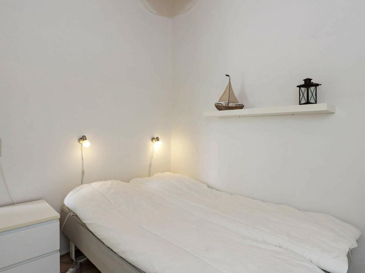 8 Person Holiday Home In Hals 외부 사진